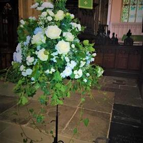 fwthumb5.Liz Pedestal.jpg